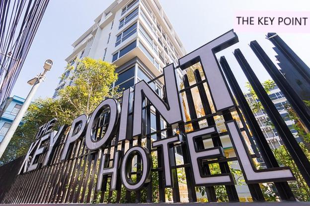 The Key Point Hotel Bangkok Exterior photo